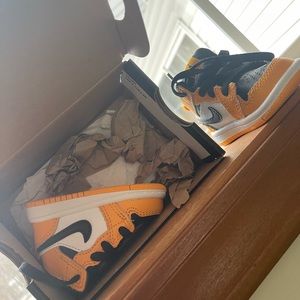 Jordan baby shoes 2C